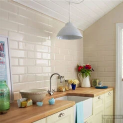 Wandtegel Metro 10x20 Hoogglans Creme (Doosinhoud 1,00m²) -Badkamermeubels metro creme 3