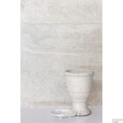 Vloer- En Wandtegel Piet Boon Giant White 120x120 Cm Wit (Doosinhoud: 2,88 M²) -Badkamermeubels vloer en wandtegel piet boon giant 120x120 cm sfeer4 1